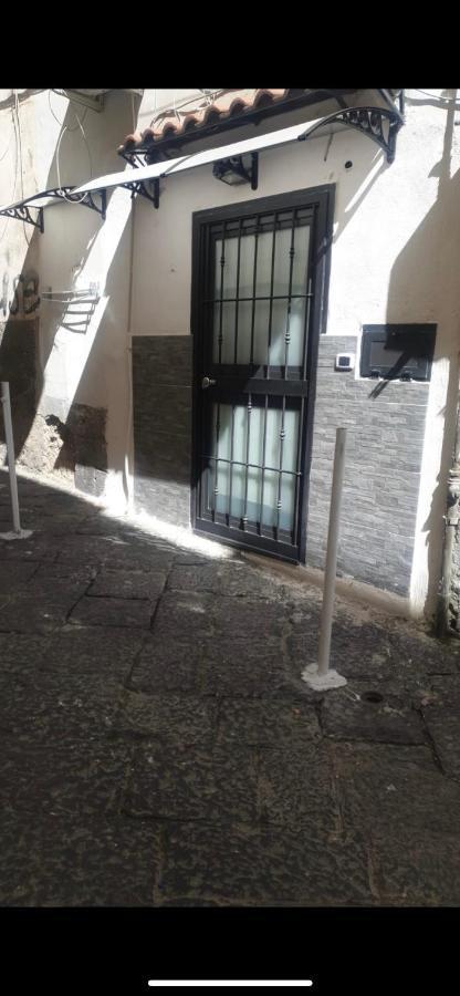 شقة House Della Grotta نابولي المظهر الخارجي الصورة